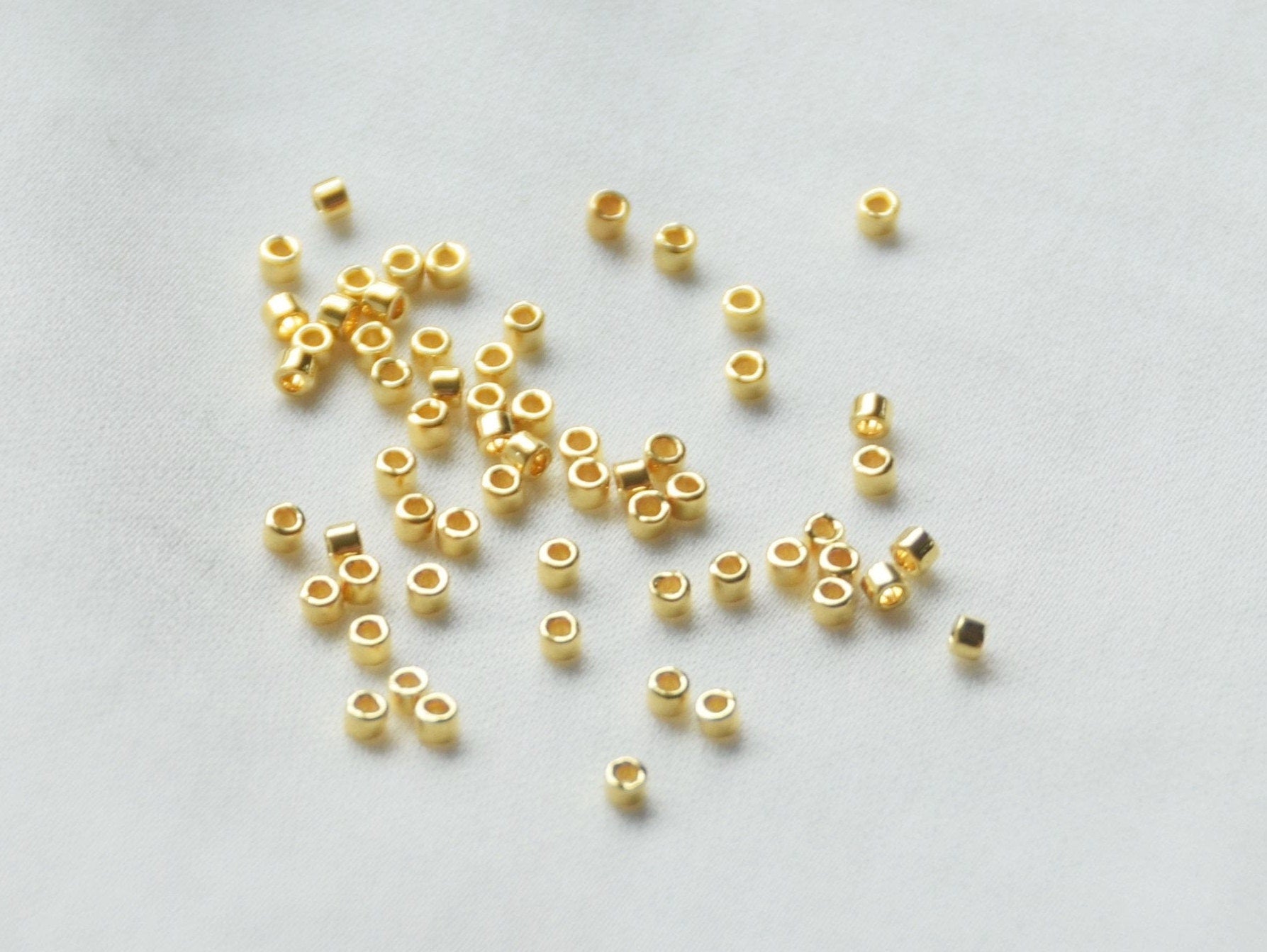 Miyuki Delica beads 24kt gold plated, 5g 11/0 DB0031, beads for jewelry making, beads from japan, uniform cylindrical beads, real gold