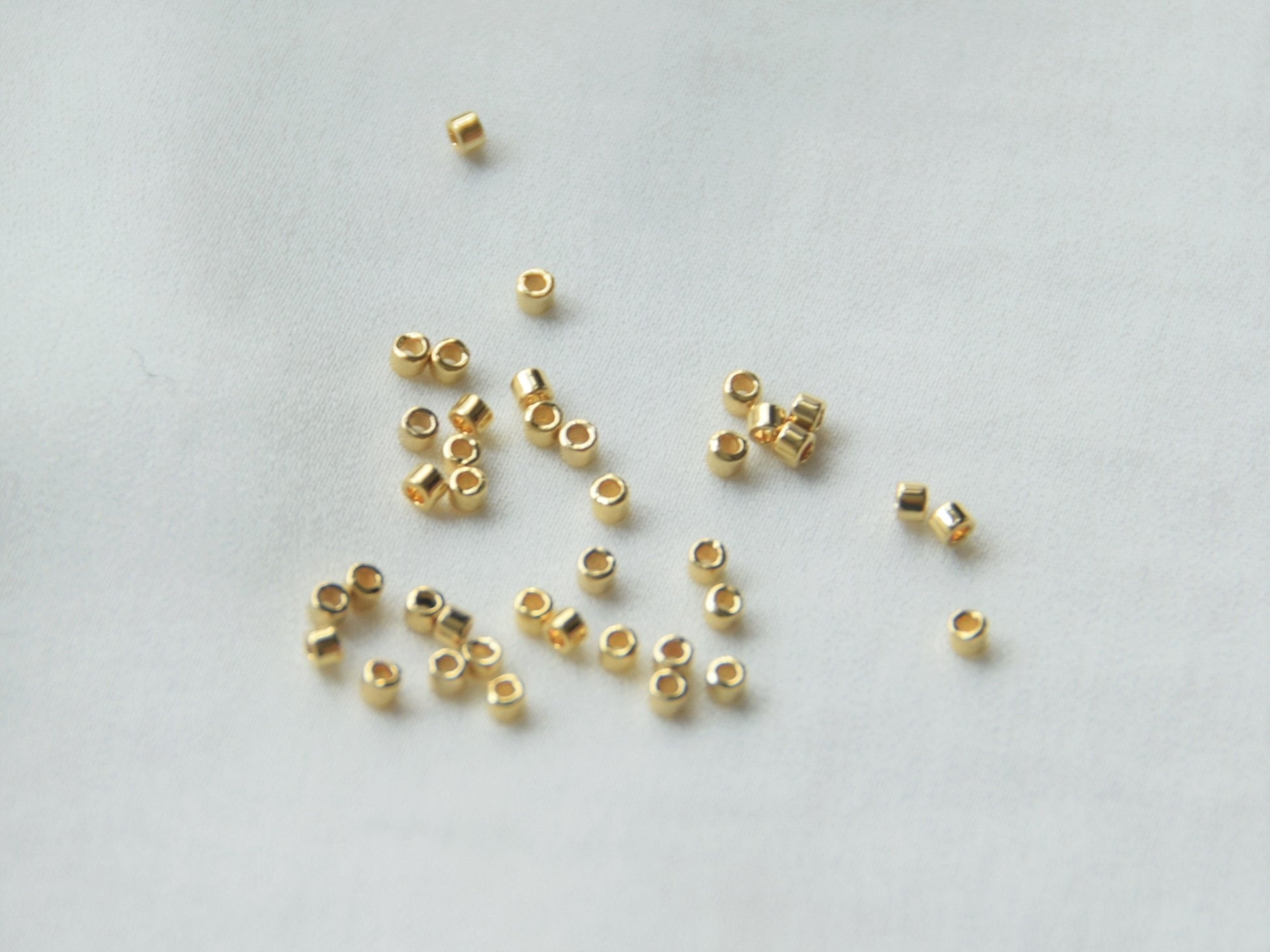 Miyuki Delica beads 24kt light gold plated, 5g 11/0 DB 0034, DB 34, beads for jewelry making, beads from japan, cylindrical beads, real gold