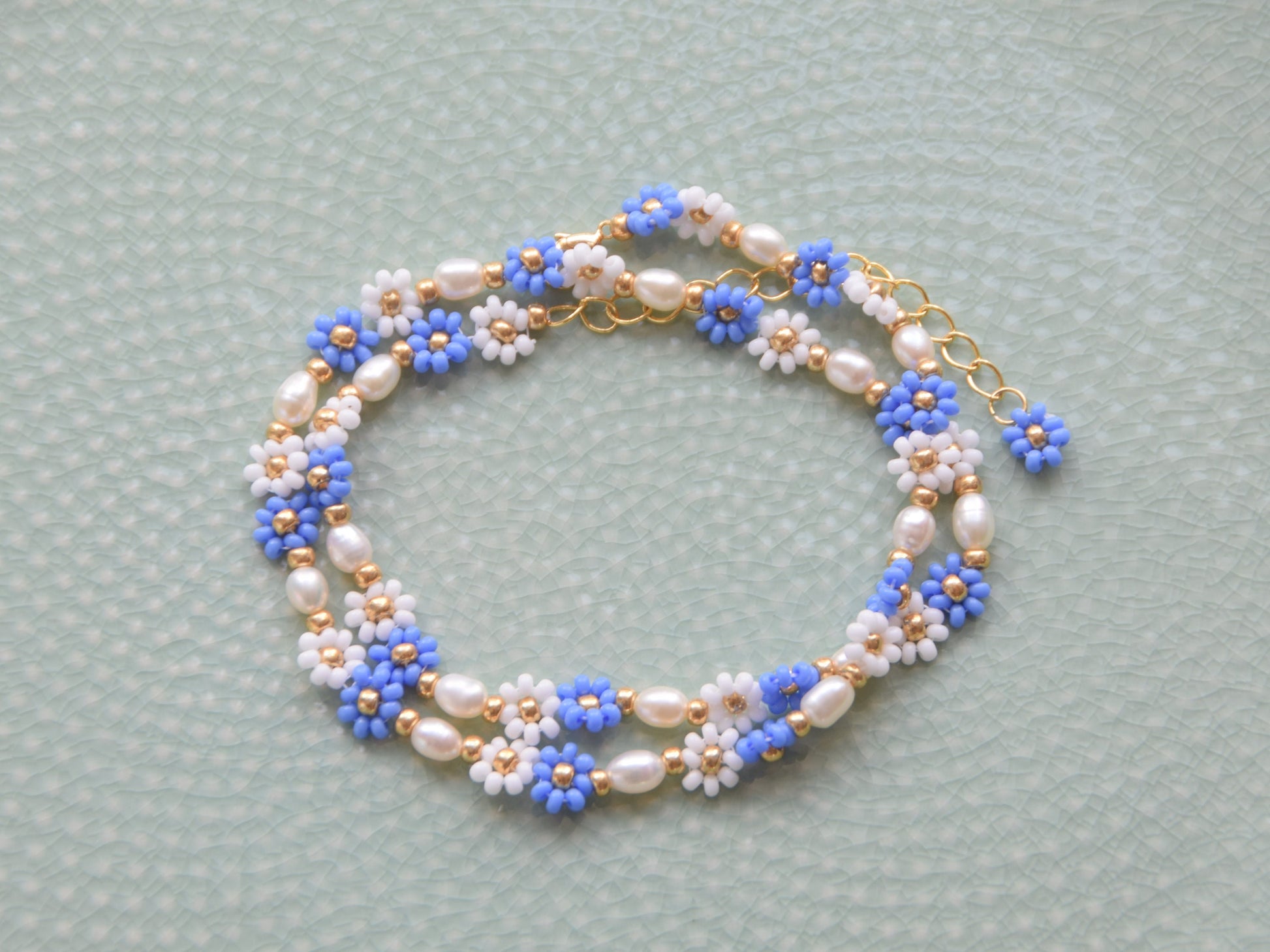 Blue beaded necklace for women, freshwater pearl necklace, choker necklace, daisy chain, flower necklace for bridesmaid, birthday gift