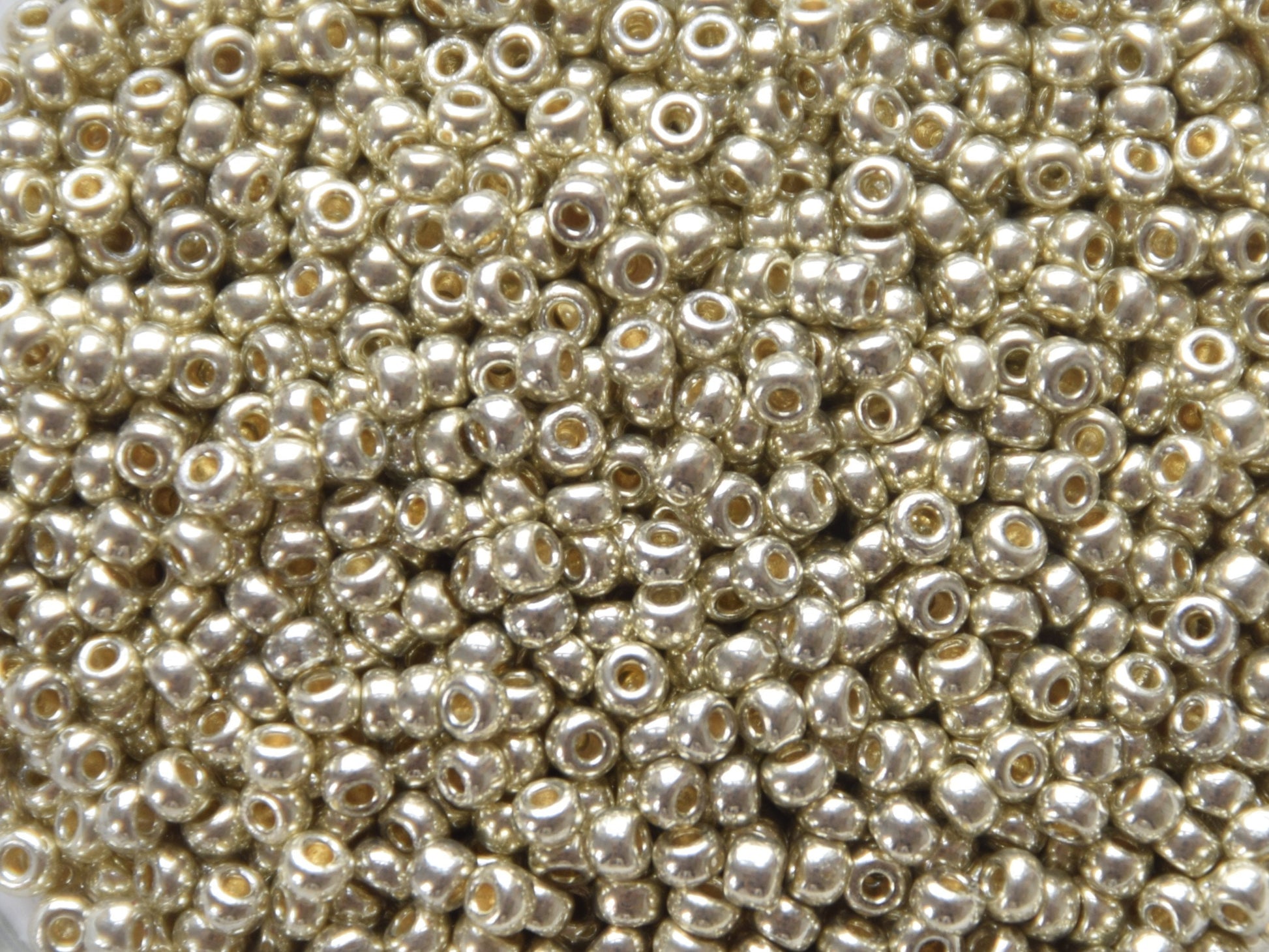 10g Miyuki seed beads duracoat galvanized silver size 8/0 4201, beads from japan, round rocailles, high quality beads, 3mm, Miyuki silver