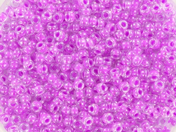 10g Miyuki seed beads 11/0, luminous purple lila 4303, japanese beads, Miyuki violet, size 11 2mm, round rocailles, crystal inside color