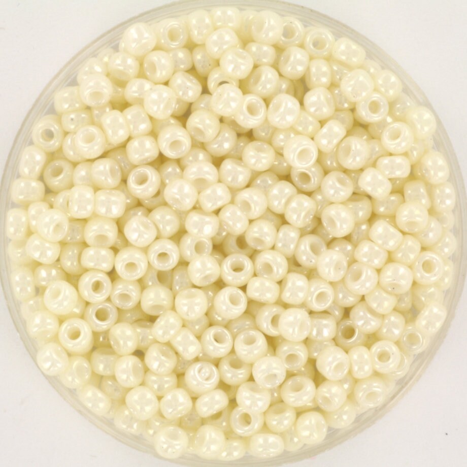 Off white Miyuki round seed beads. Ceylon cream, color code 594. 3mm size.