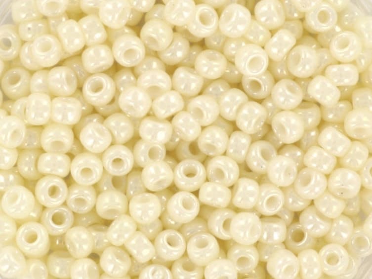 Off white Miyuki round seed beads. Ceylon cream, color code 594. 3mm size.