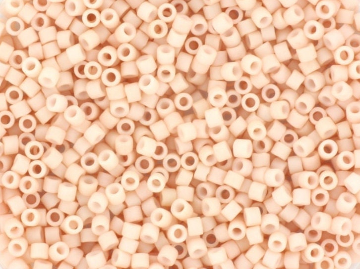 Miyuki Delica beads opaque matte blush, 5g 11/0 DB0354, cylindrical beads, 1.6mm beads, light pink Miyuki, color DB 354, DB 0354, DB354