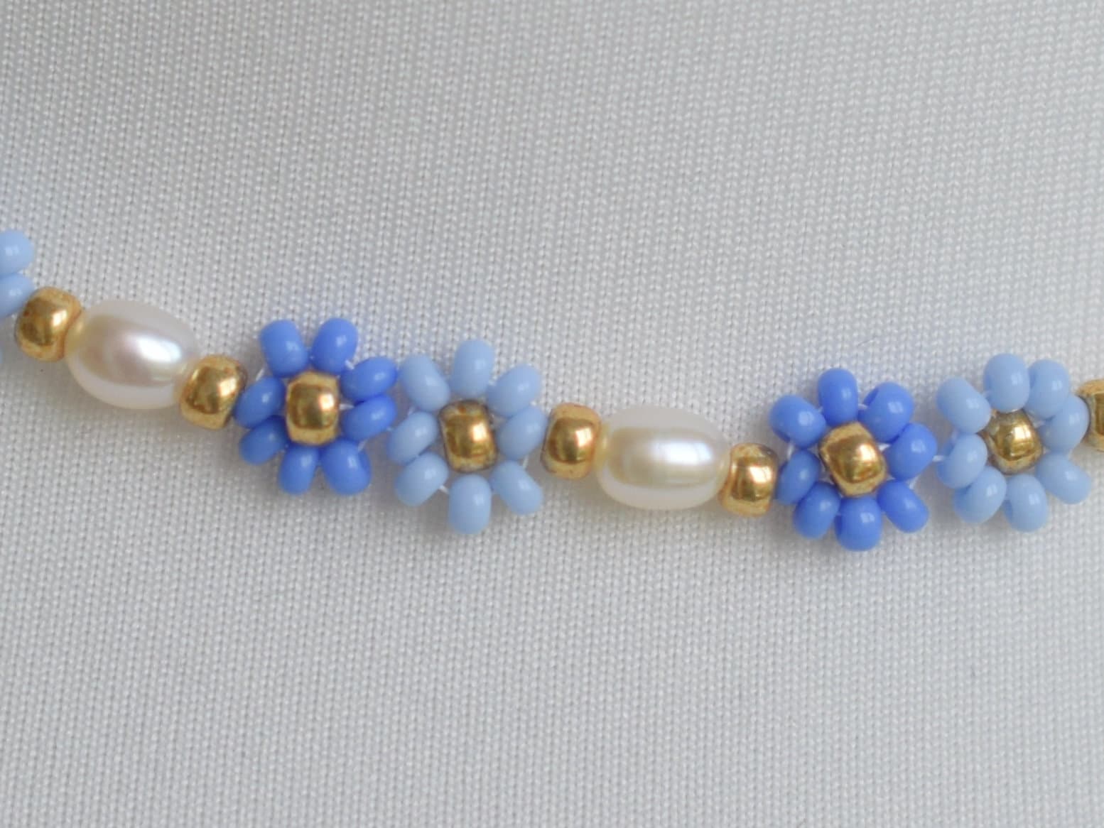 Blue beaded necklace for women, freshwater pearl necklace, choker necklace, daisy chain, flower necklace for bridesmaid, birthday gift