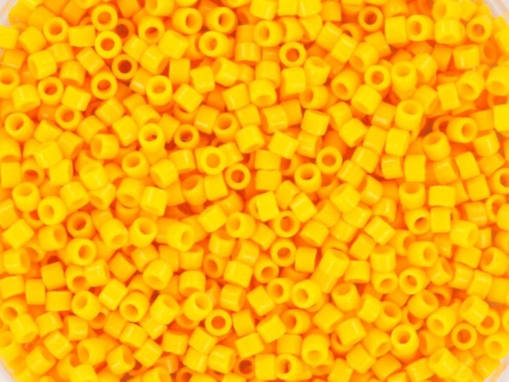 Miyuki Delica beads duracoat opaque light squash, 5g 11/0 DB2103, cylindrical beads, 1.6mm beads, light orange Miyuki, DB 2103