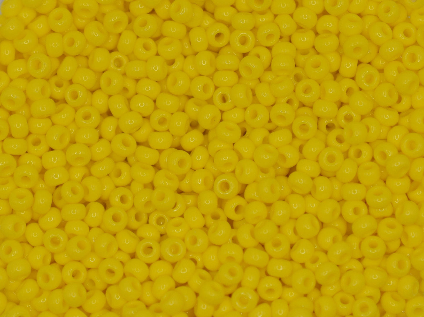 20g Preciosa Ornela opaque yellow 83110 seed beads 8/0, bohemian beads, glossy yellow beads, size 8 3mm, Bohemian glass