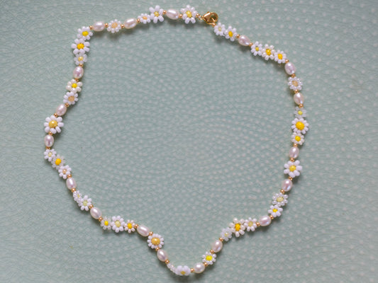 Flower necklace for women, Pearl necklace boho, choker necklace, white daisy, summer necklace, birthday gift for sister, romantic gifts