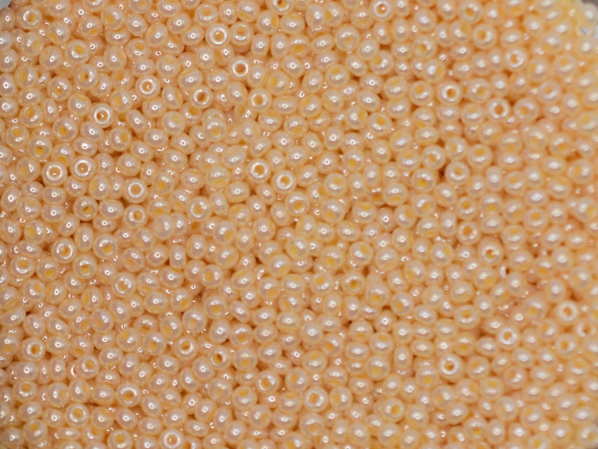 Preciosa Ornela 10/0 shell, yellow luster 47185 20g, light yellow seed beads, bohemian beads, Czech seed beads, beige seed beads