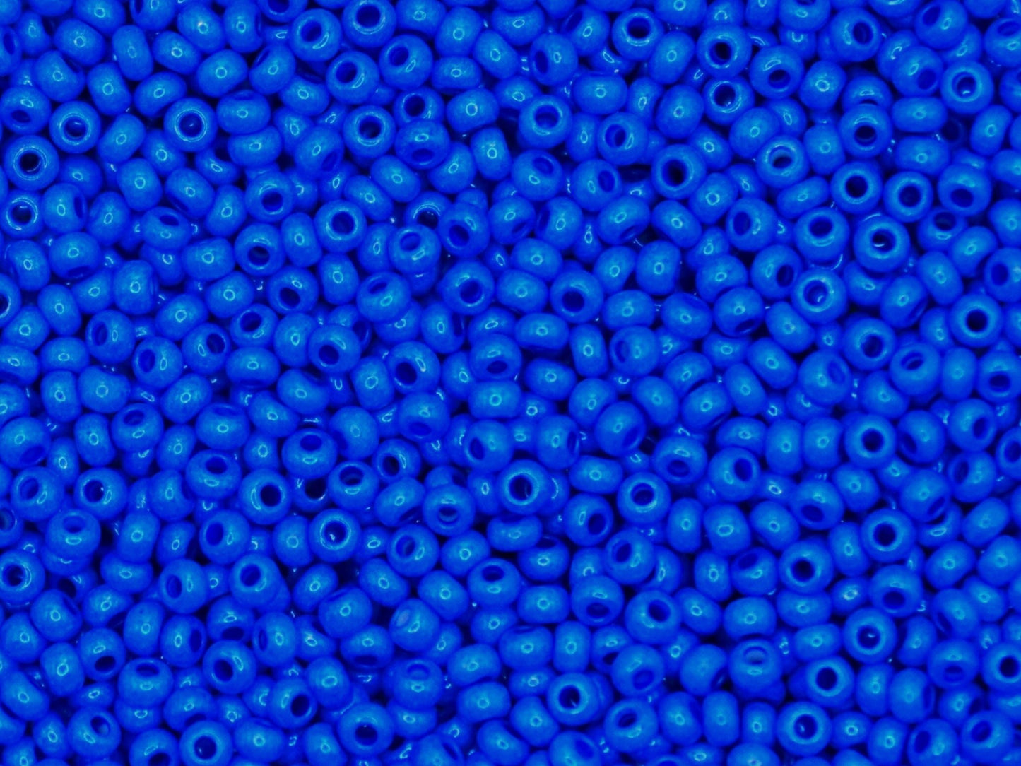 Preciosa Ornela 10/0 blue intensive dyed chalkwhite 16A38 20g, dark blue seed beads, bohemian beads, Czech seed beads, royal blue beads