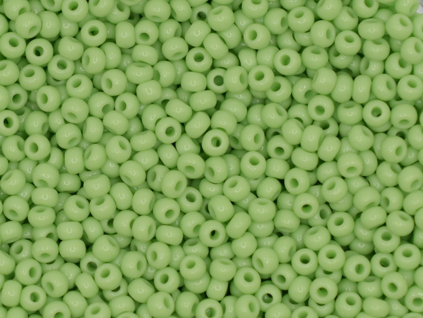 20g Preciosa Ornela opaque light green 53410 seed beads 8/0, bohemian beads, pastel green beads, size 8 3mm, Bohemian glass