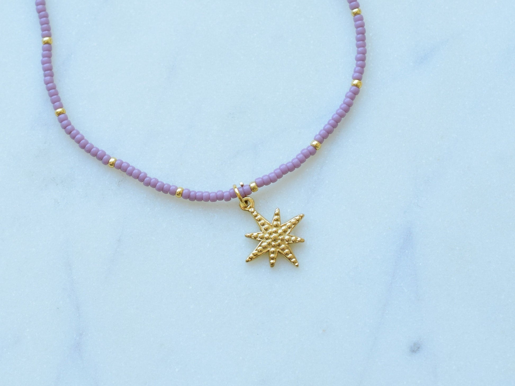 Northern star pendant necklace gold, beaded necklace with charm, seed bead necklace starburst, birthday gift for best friend, thin necklace