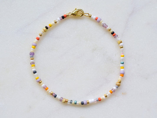 Colorful beaded bracelet fall colors, thin bracelet, simple bracelet mixed beads, birthday gift for best friend, friendship bracelet