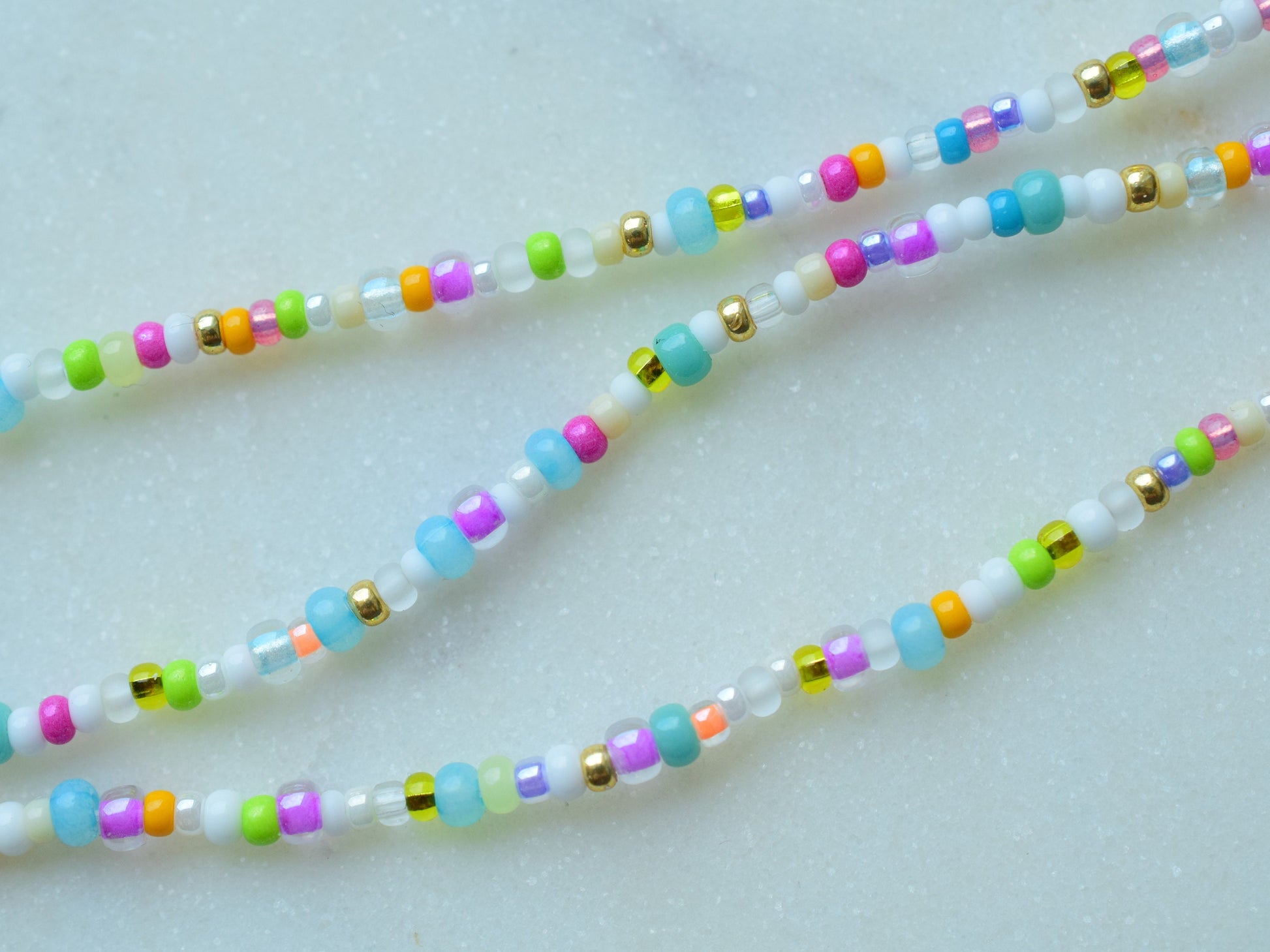 Colorful beaded necklace, thin necklace, simple necklace mixed beads, birthday gift for best friend, gift for wormen, layering necklace