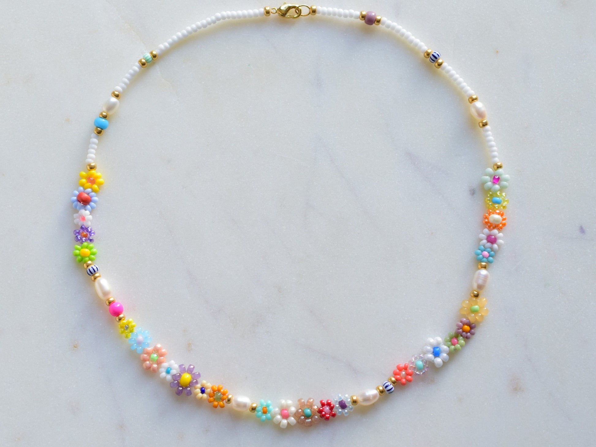 Colorful beaded necklace, daisy necklace bead, freshwater pearl necklace choker, birthday gift for sister, Valentines gift for her necklace