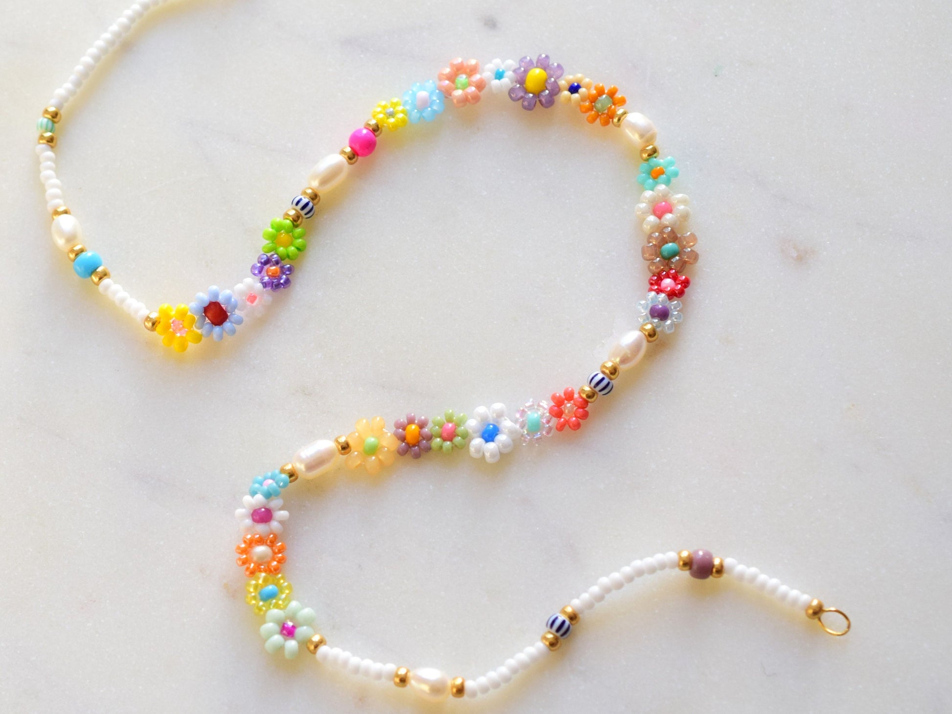 Colorful beaded necklace, daisy necklace bead, freshwater pearl necklace choker, birthday gift for sister, Valentines gift for her necklace