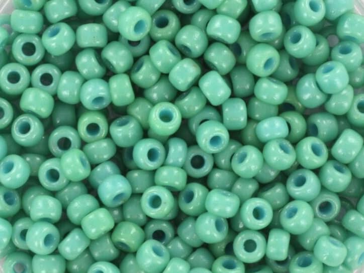 10g Miyuki seed beads 8/0, duracoat opaque sea opal 4475, japanese beads, green seed beads, size 8 3mm, bright colors, Miyuki green beads