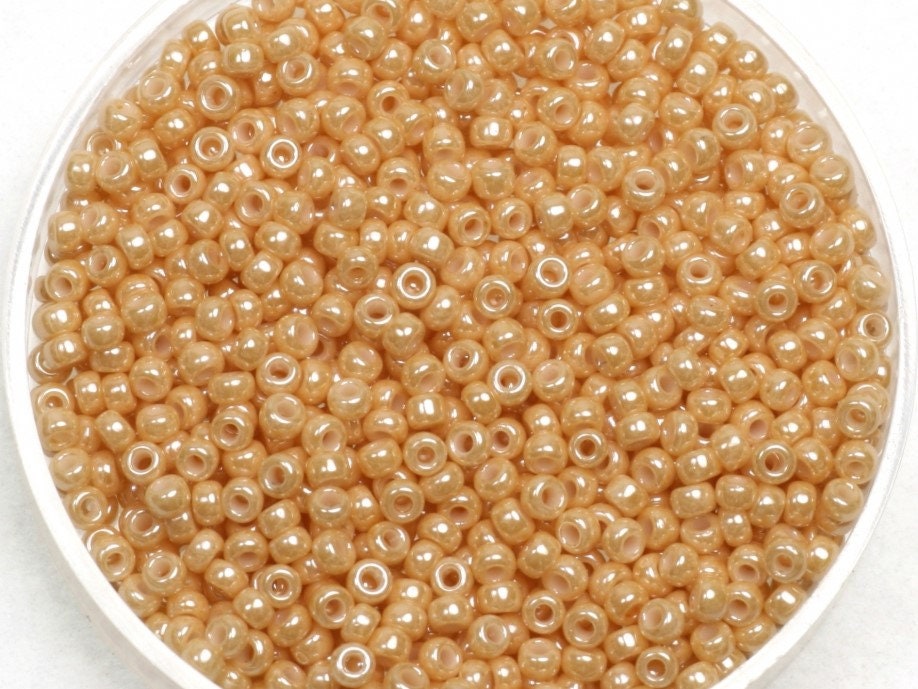 10g Miyuki seed beads 11/0, ceylon caramel 593, japanese beads, cream beads, size 2mm, light brown seed beads, Cream Miyuki rocailles, beige