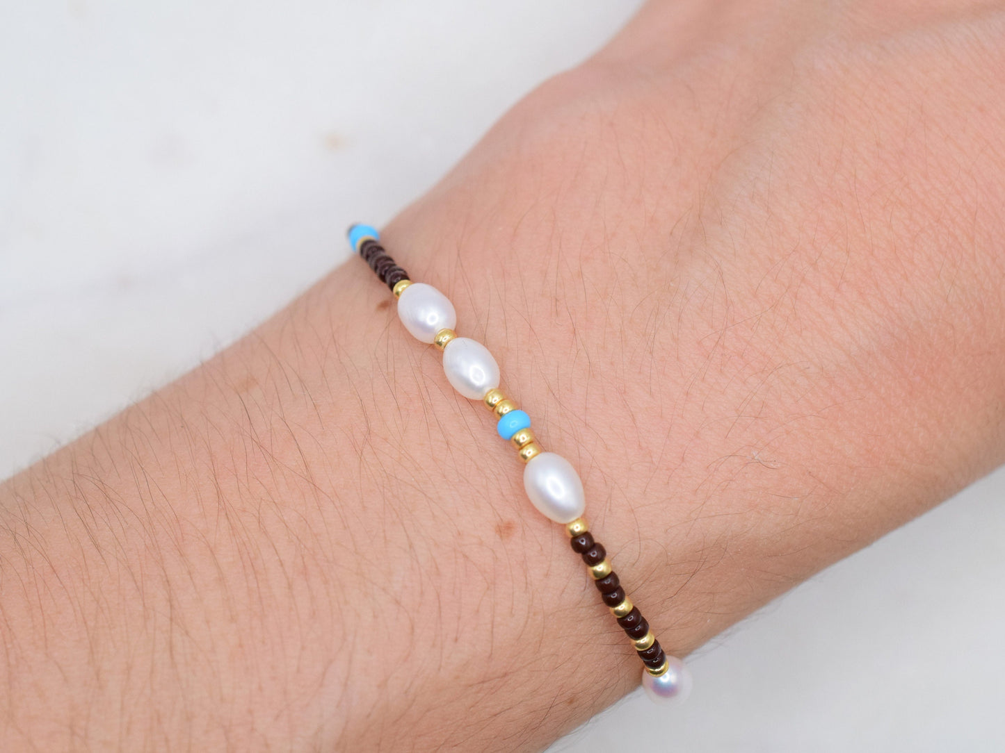 Dainty beaded bracelet, bead and pearl bracelet, Valentine bracelet gift, small gifts for girlfriend, birthday gift for women