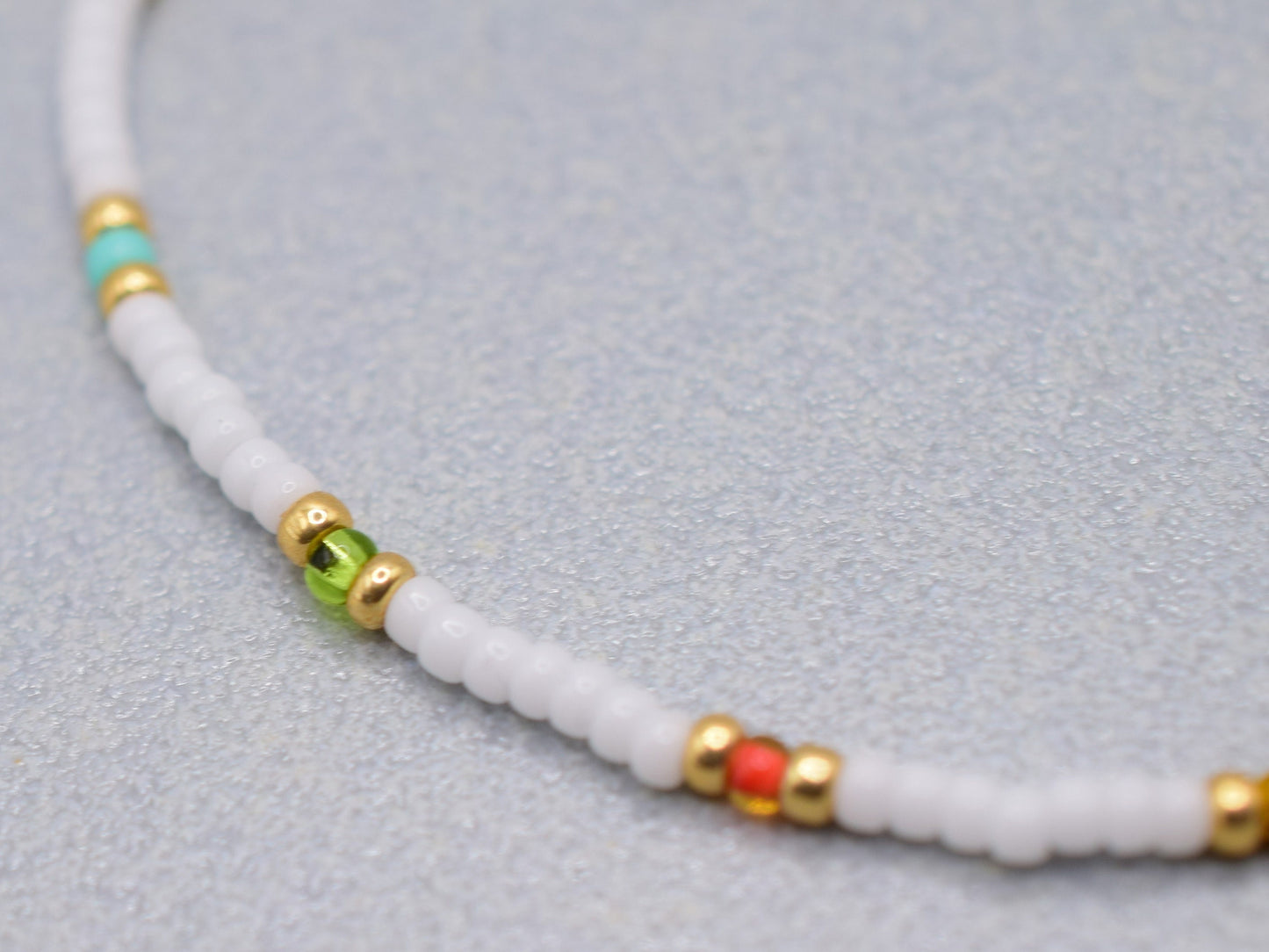 White bead bracelet, thin bracelet dainty, simple bracelet mixed beads, birthday gift for best friend, friendship bracelet, small gifts