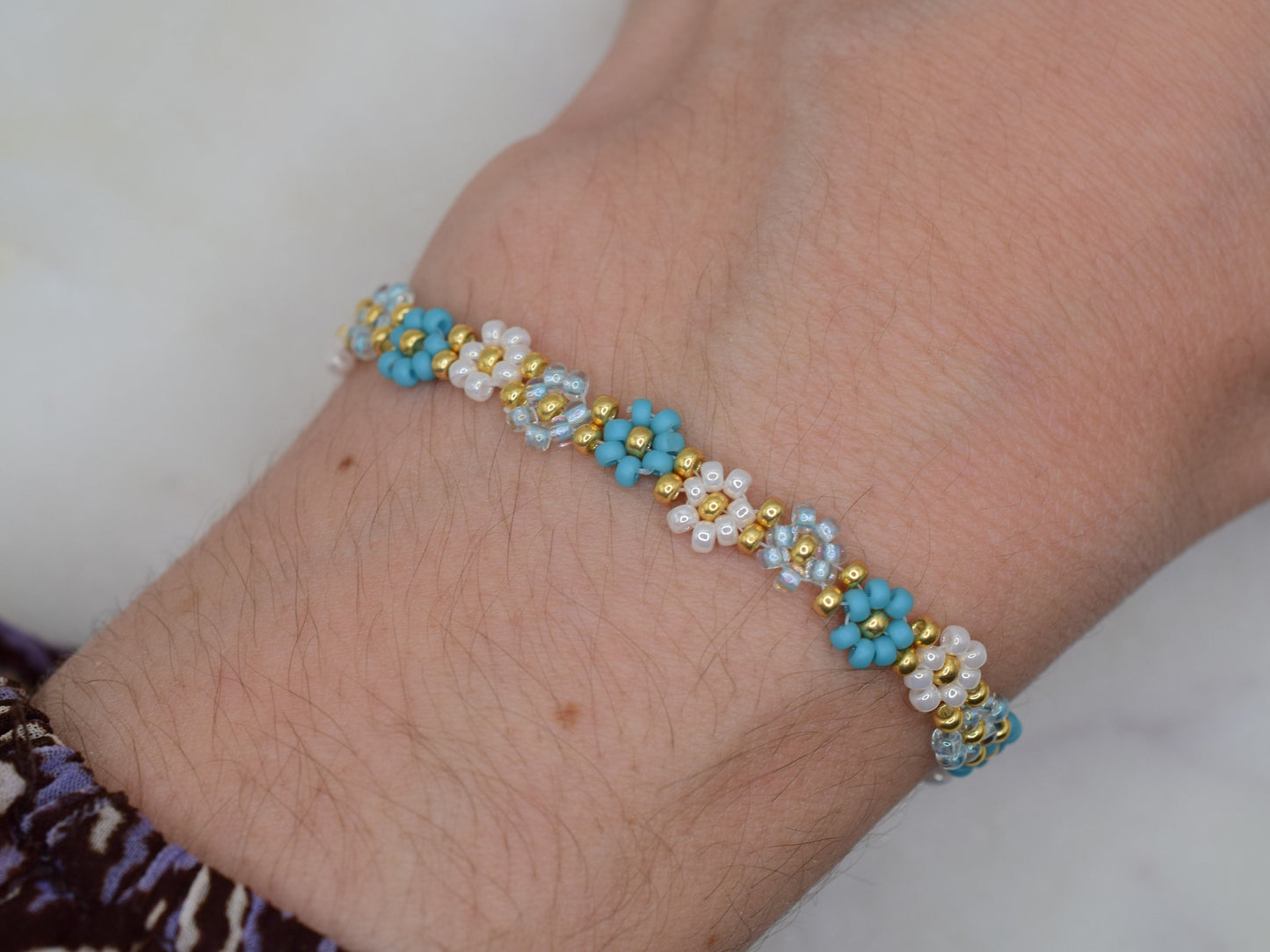 Blue beaded bracelet women, dainty flower bracelet, friendship bracelet, romantic gifts for girlfriend, birthday gift teenage girl jewelry