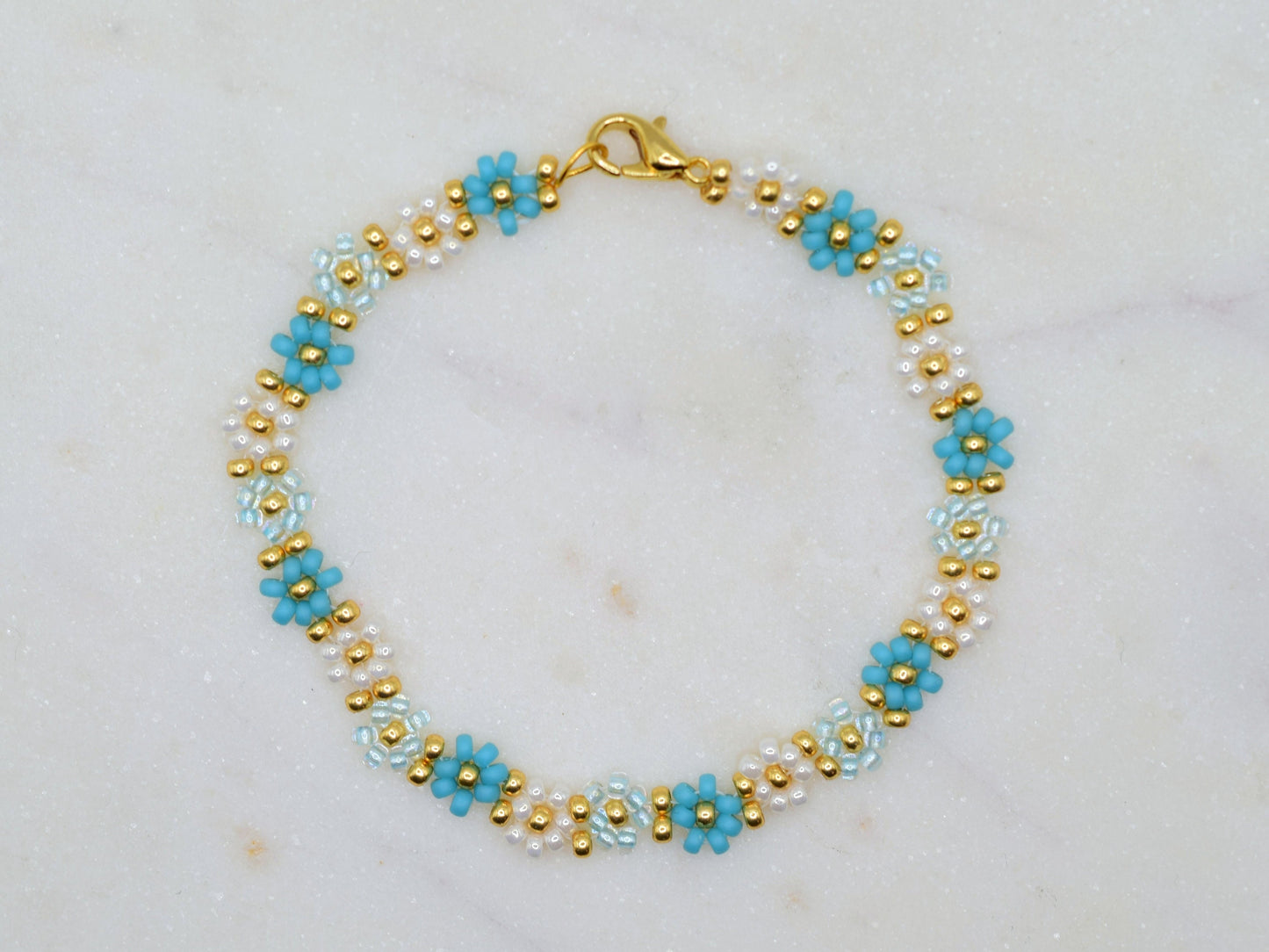 Blue beaded bracelet women, dainty flower bracelet, friendship bracelet, romantic gifts for girlfriend, birthday gift teenage girl jewelry