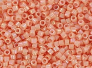 Miyuki Delica beads opaque luster tea rose, 5g 11/0 color DB 207, cylindrical beads, light pink beads, opaque glazed pink, color DB0207