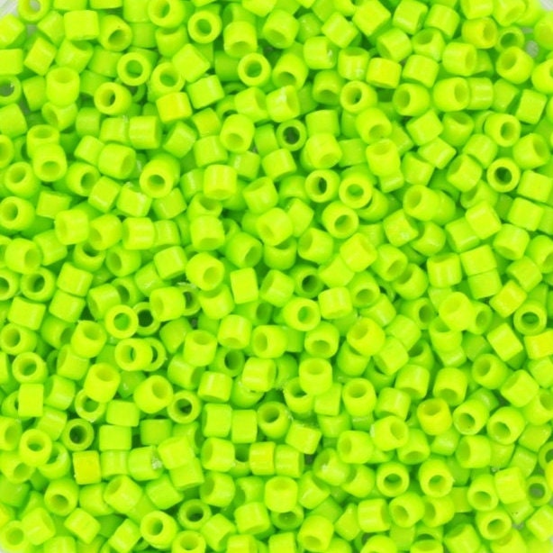 Miyuki Delica beads duracoat opaque dyed kiwi green, 5g 11/0 color DB 2121, cylindrical beads, Miyuki opaque bright green DB2121