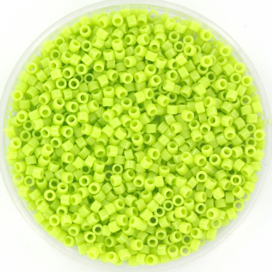 Miyuki Delica beads opaque chartreuse green, 5g 11/0 DB733, cylindrical beads, opaque green Miyuki, color DB 733, Delica light green