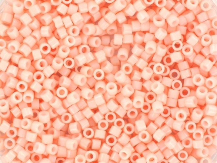 Miyuki Delica beads opaque light salmon, 5g 11/0 color DB 1493, cylindrical beads, Miyuki Delica pastel pink DB1493