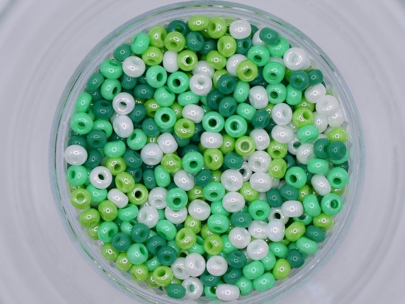 Preciosa Ornela green and white seed bead mix 20g, size 9/0 colorful seed beads, Czech glass beads, colorful bead soup