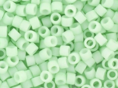 Miyuki Delica beads opaque matte light mint, 5g 11/0 DB1516, cylindrical beads, light green Miyuki, color DB 1516, pastel green