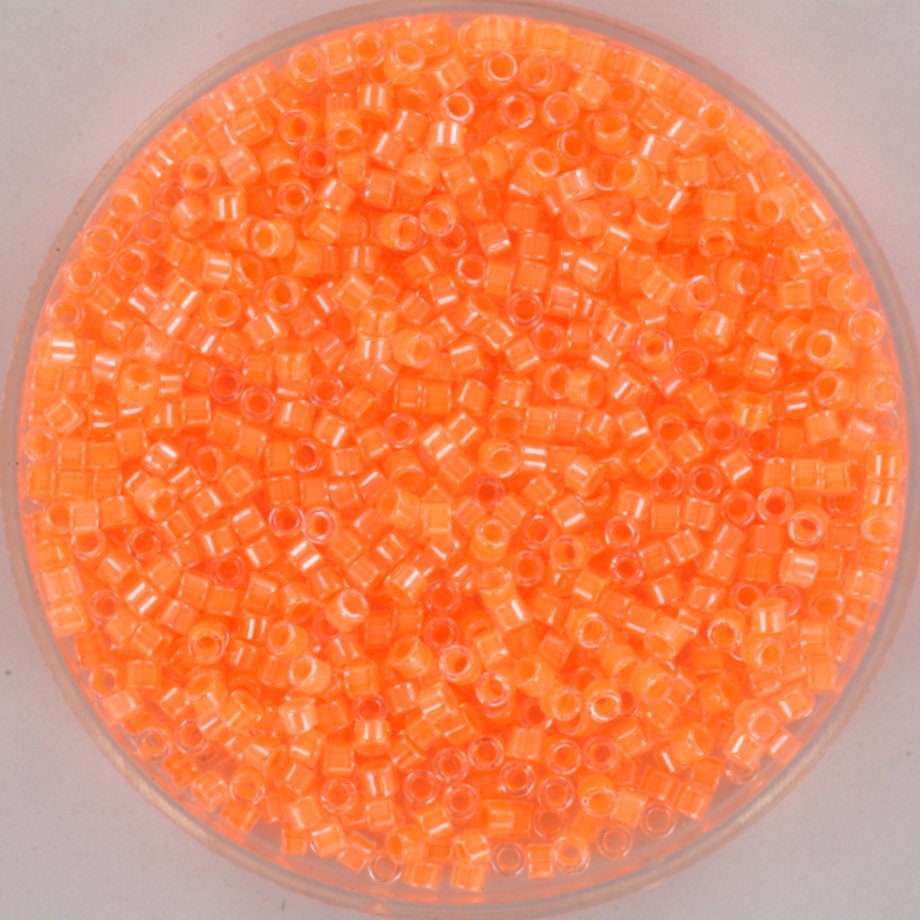 Miyuki Delica beads luminous creamsicle, 5g 11/0 color DB 2033, cylindrical beads, Miyuki orange beads, Miyuki neon orange