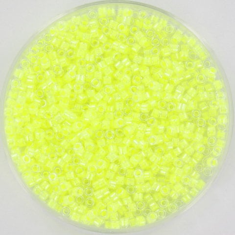 Miyuki Delica beads luminous lime aid, 5g 11/0 color DB 2031, cylindrical beads, Miyuki yellow beads, Miyuki neon yellow