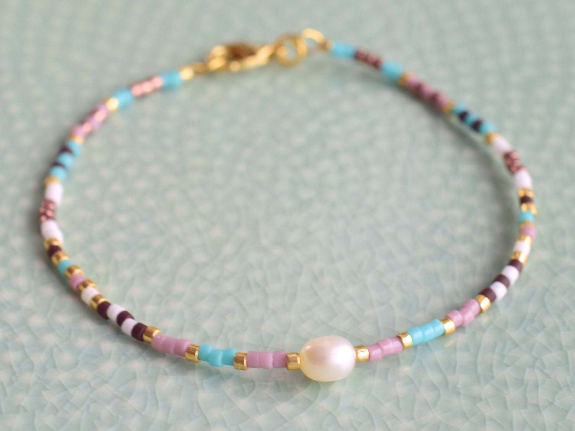 Dainty beaded bracelet, bead and pearl bracelet, friendship bracelet, small gifts for girlfriend, birthday gift for women, Miyuki bracelet