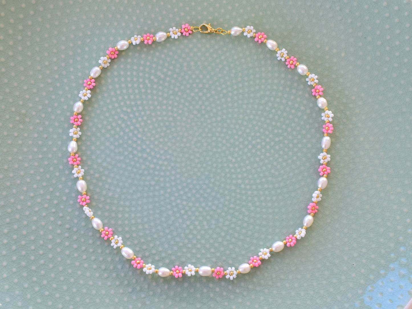 Beaded flower necklace pearl, pink daisy necklace, freshwater pearl choker, romantic gifts jewelry, seed bead necklace flower