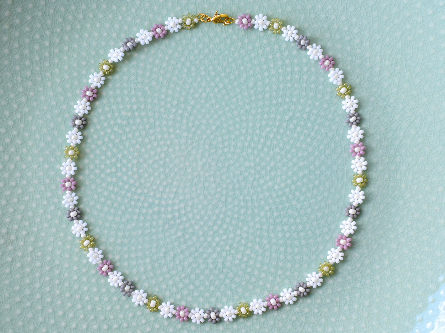 Flower necklace beaded, daisy necklace choker, colorful necklace, boho necklaces for women long, Valentines gift for her necklace