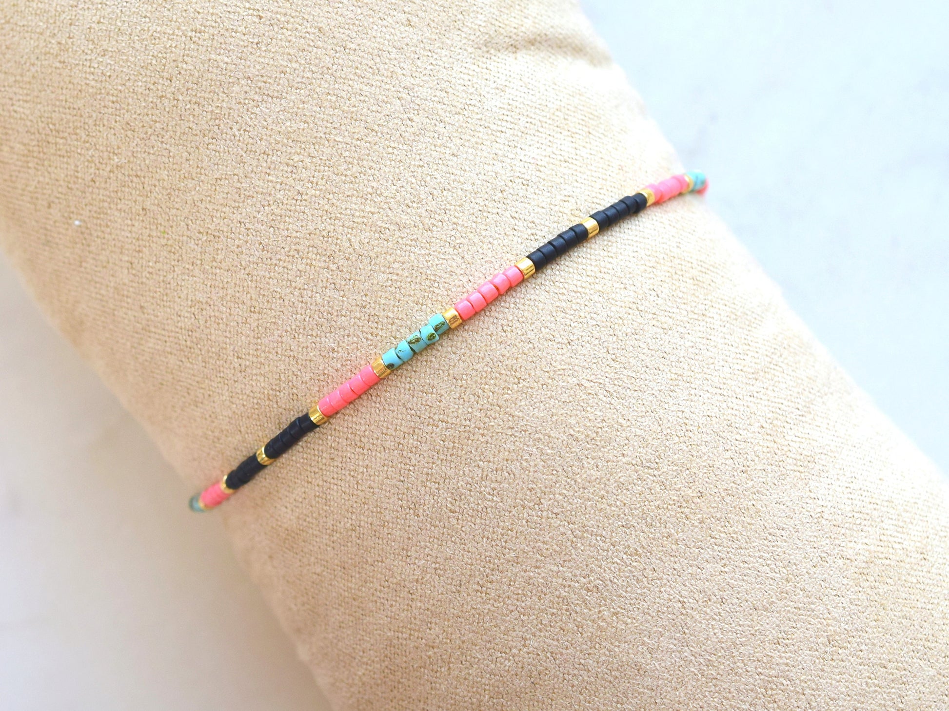 Dainty bracelet black and pink, Miyuki bracelet, friendship bracelet, thin bracelet, Miyuki bead bracelet, gift for best friend