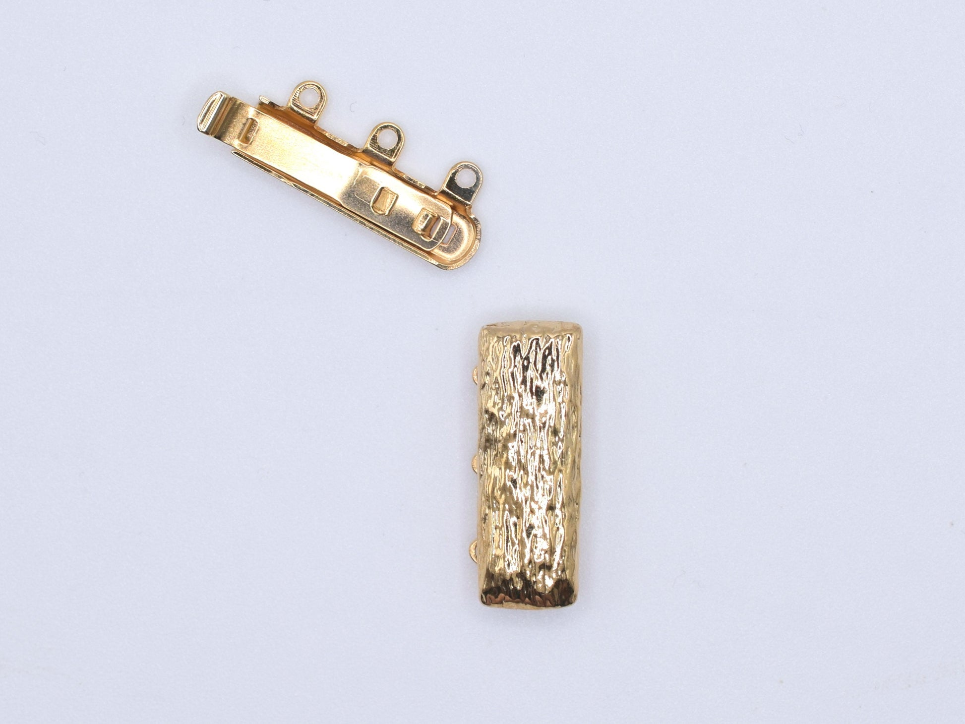 Push pull clasp for jewellery, multi-strand clasp, gold plated clasp rectangular, 20x10mm push-pull clasp, three strand clasp, textured