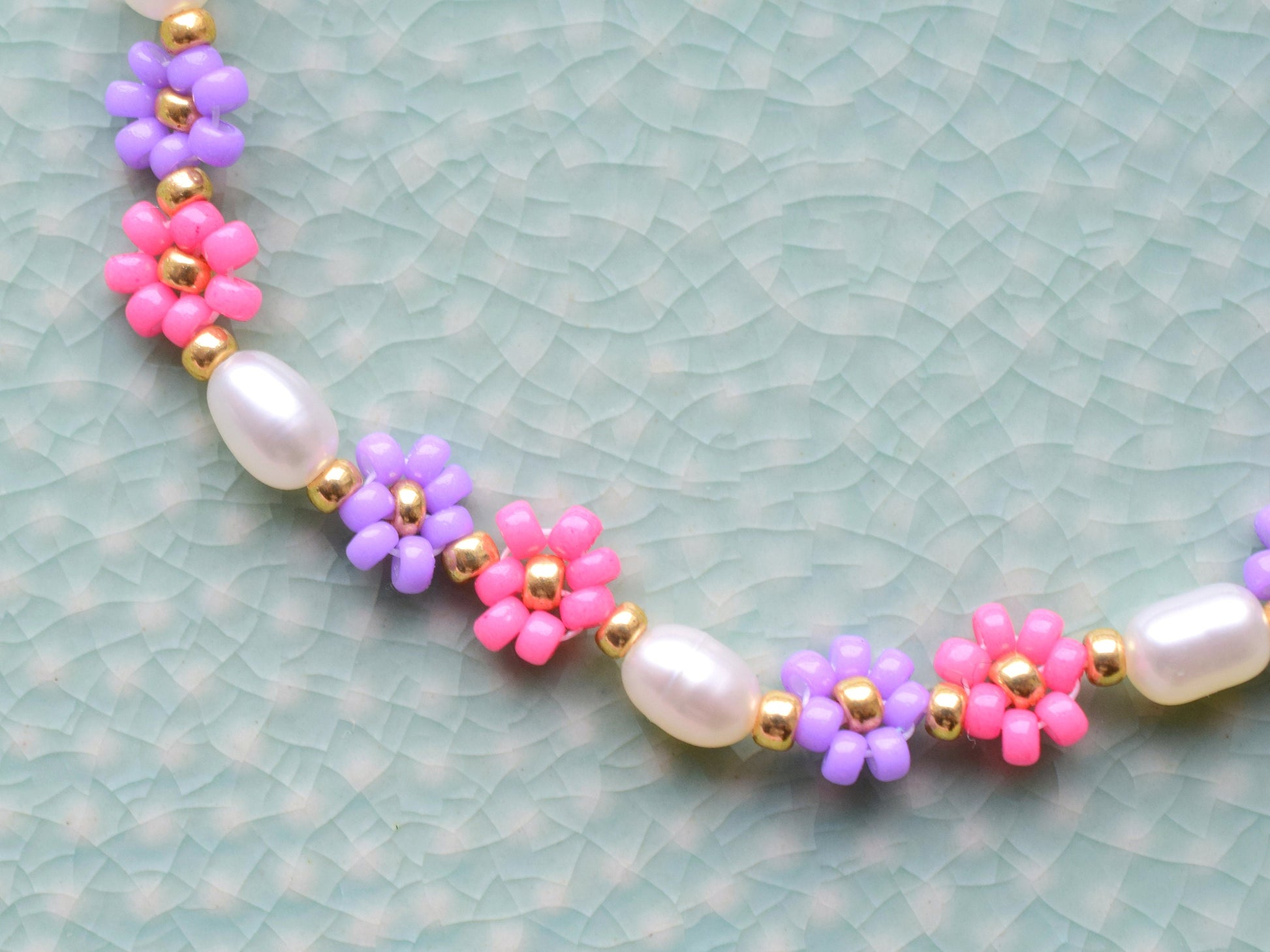 Pink and purple flower bracelet, freshwater pearl bracelet dainty, girlfriend birthday gift, Valentine bracelet gift