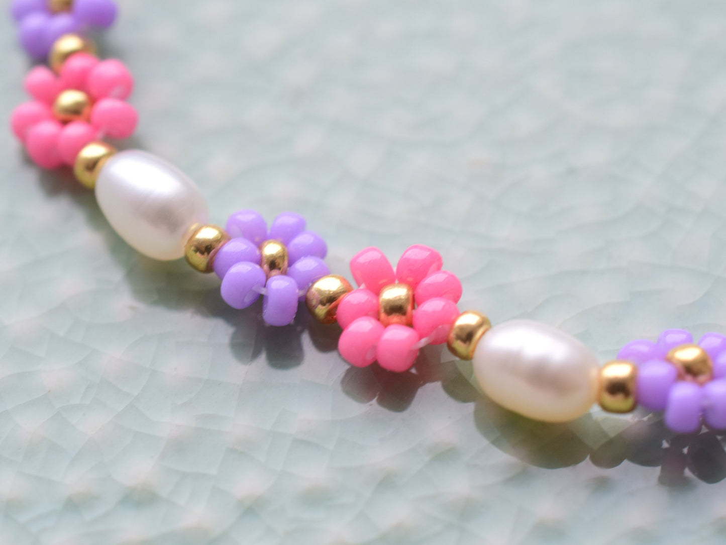 Pink and purple flower bracelet, freshwater pearl bracelet dainty, girlfriend birthday gift, Valentine bracelet gift