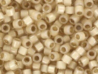 Miyuki Delica beads silverlined opal light honey, light brown, 5g 11/0 color DB 1458, cylindrical beads, silverlined milky beige DB1458