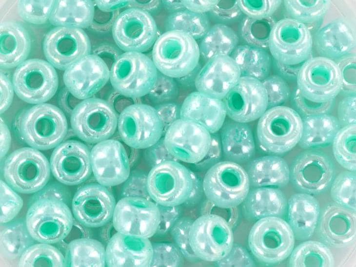 10g Miyuki seed beads 6/0, ceylon aqua green 536, japanese beads, large green rocailles, size 4mm, pony beads