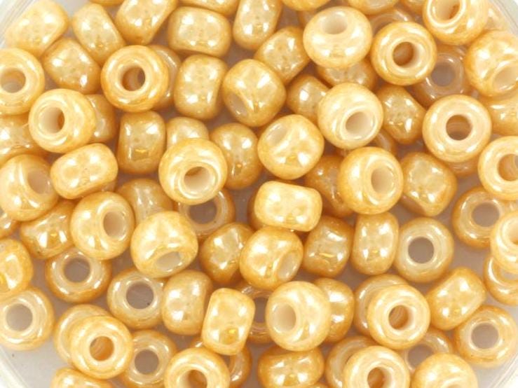 10g Miyuki seed beads 6/0, ceylon caramel 593, japanese beads, large beige rocailles, size 4mm, pony beads