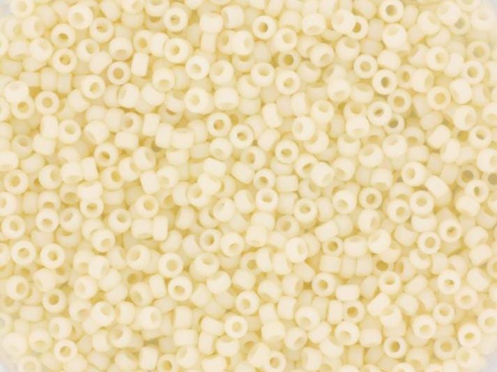 Miyuki seed beads opaque matte cream size 15/0 2021, beads from japan, round rocailles, off white frosted