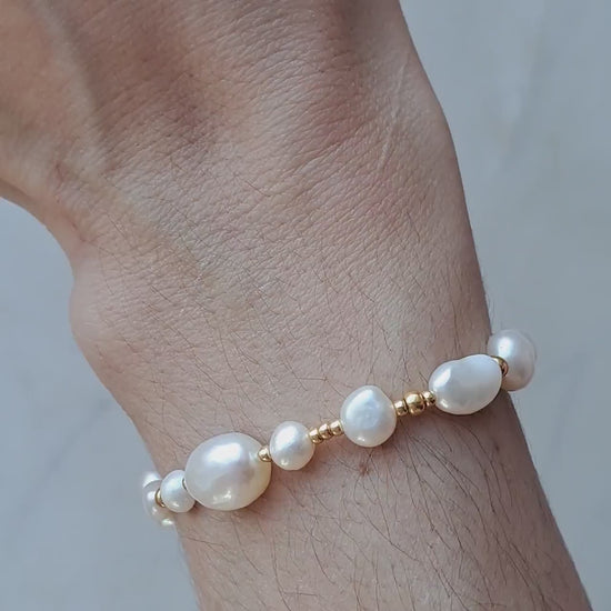 Freshwater pearl bracelet gold, elegant beaded bracelet, Anniversary gift for wife, Christmas gift jewelry, chunky pearl bracelet